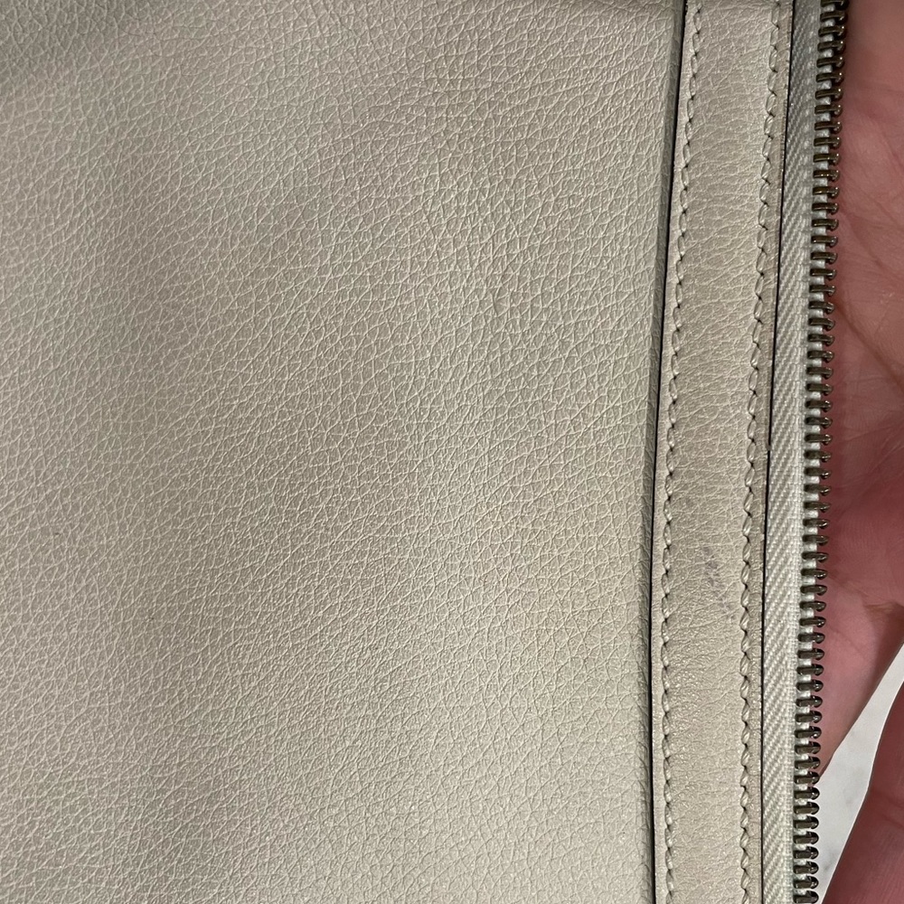 GUCCI half moon hobo bag with vintage GUCCI name logo. - Picture 6 of 15